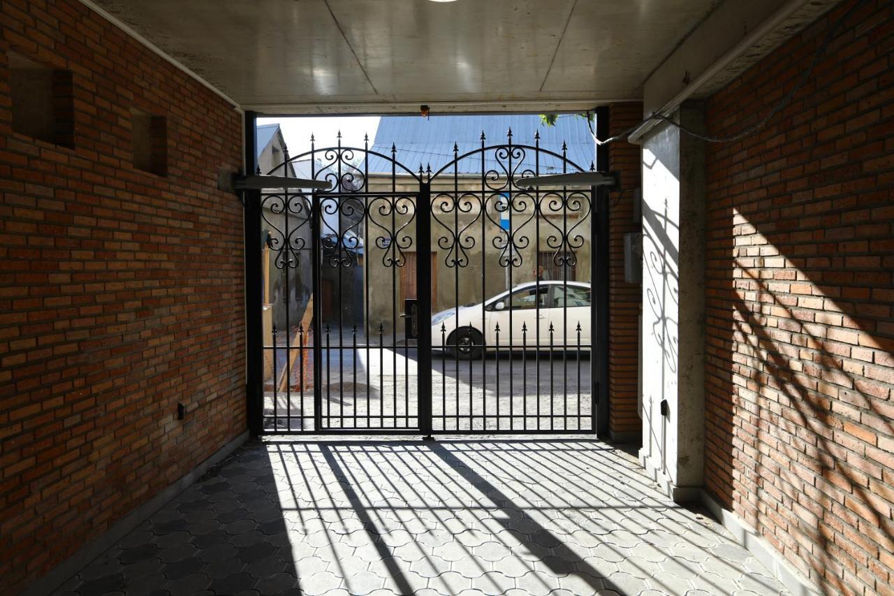 Apartamento Brick House Tiflis Exterior foto