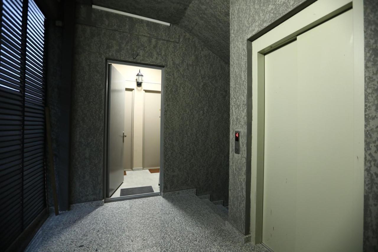 Apartamento Brick House Tiflis Exterior foto